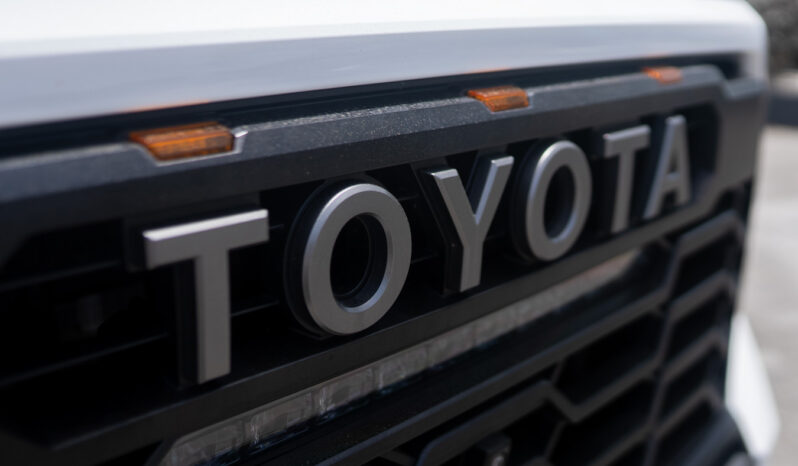
								TOYOTA TUNDRA TRD PRO full									