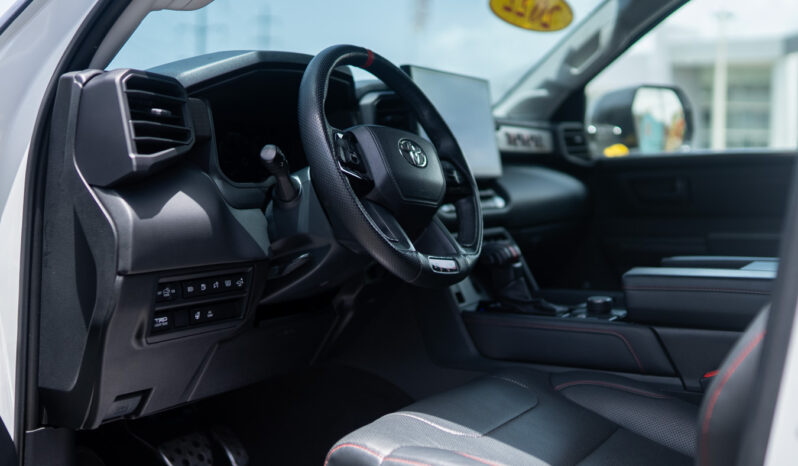 
								TOYOTA TUNDRA TRD PRO full									