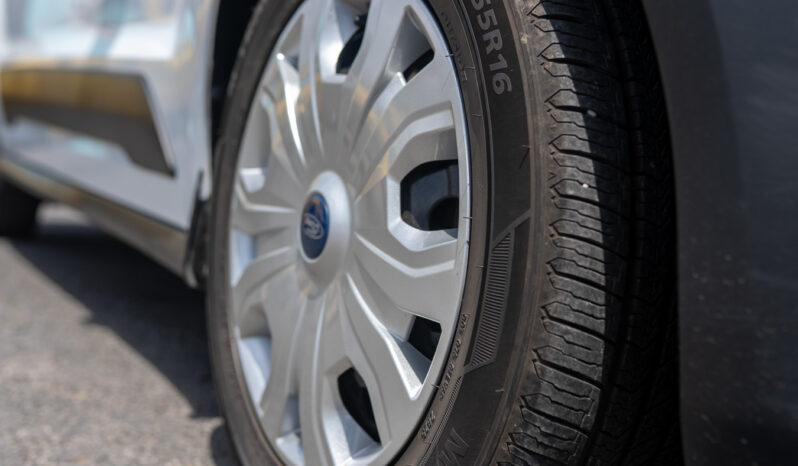 
								FORD TRANSIT CONNECT full									