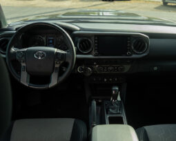 
										TOYOTA TACOMA full									