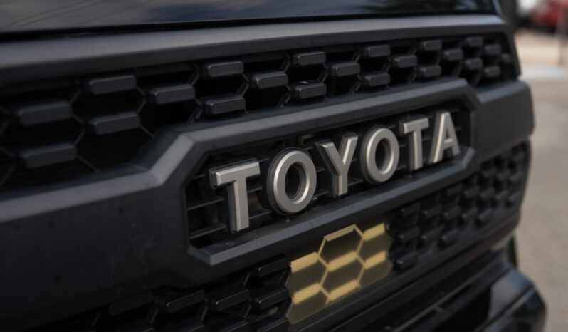 
								TOYOTA TACOMA full									