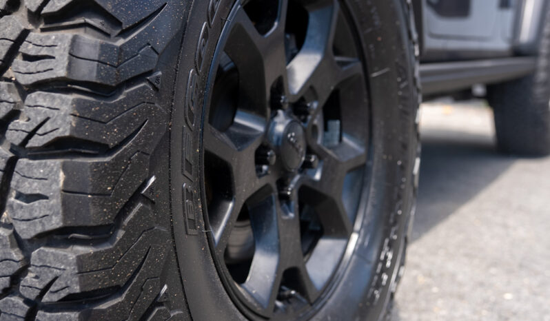 
								JEEP WRANGLER full									