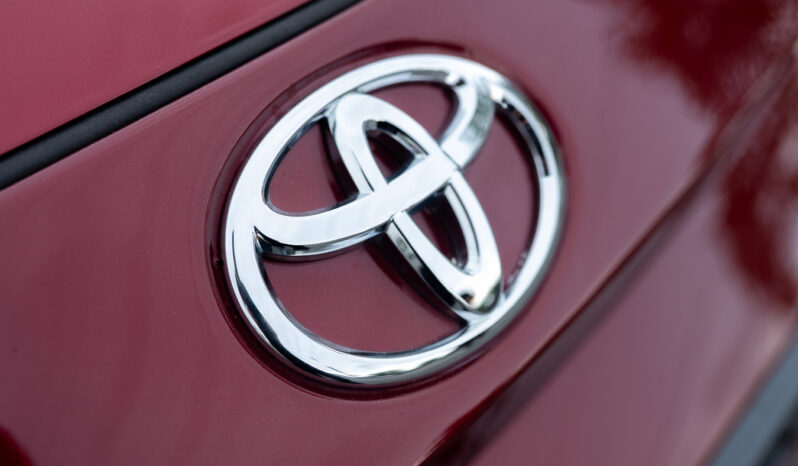 
								TOYOTA COROLLA full									
