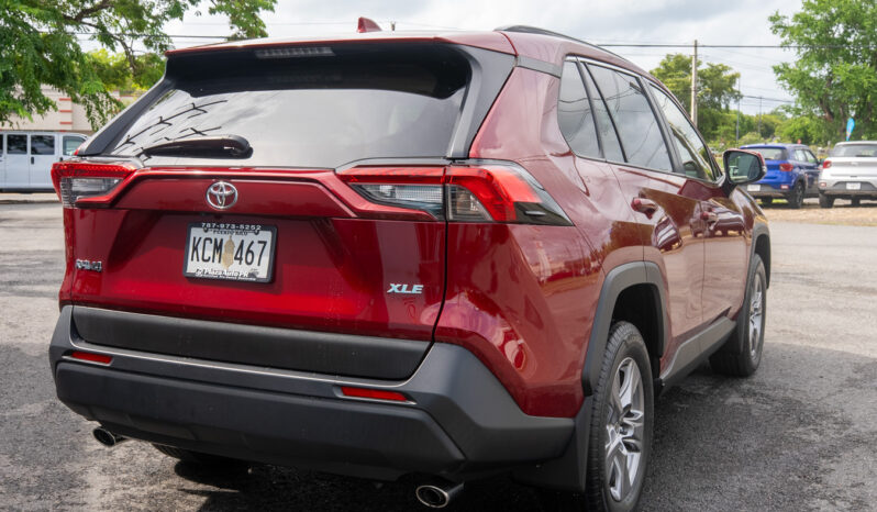 
								TOYOTA RAV4 full									