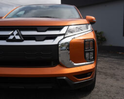 
										MITSUBISHI OUTLANDER SPORT full									