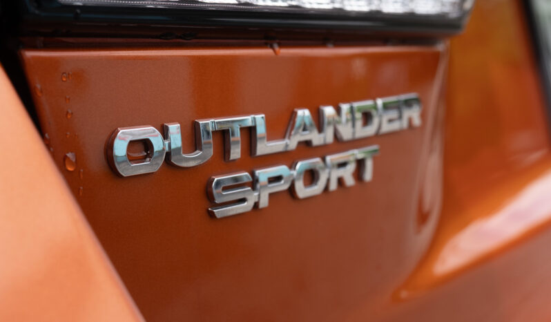 
								MITSUBISHI OUTLANDER SPORT full									