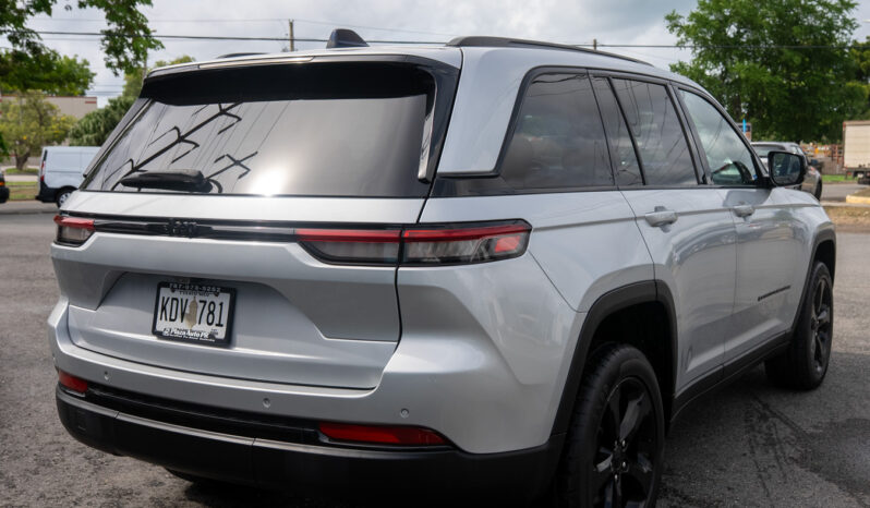 
								JEEP GRAN CHEROKEE L full									