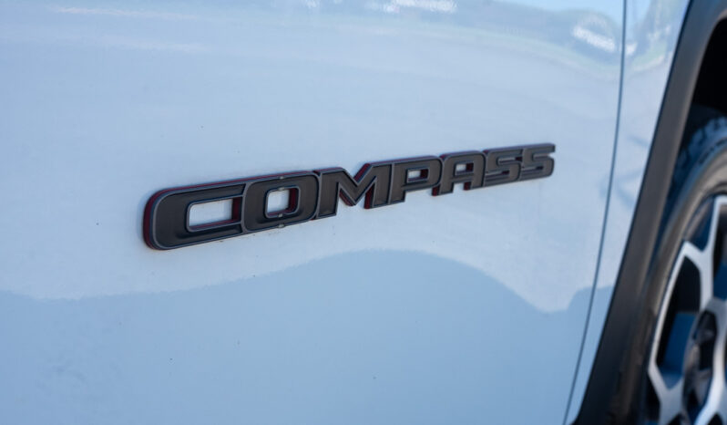 
								JEEP TRAILHAWK full									